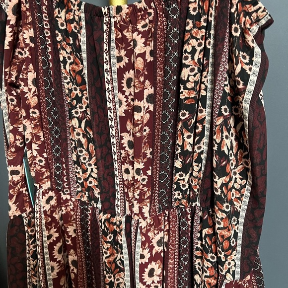 Justify - Picture 4 of 7